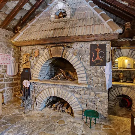 With Parking Space Smrdelje, Krka - 23078 Apartman *