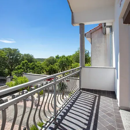 With Parking Space Smrdelje, Krka - 23078 Apartman