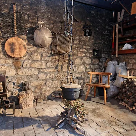 With Parking Space Smrdelje, Krka - 23078 * Kistanje