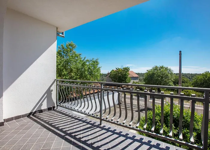 With Parking Space Smrdelje, Krka - 23078 Apartament *