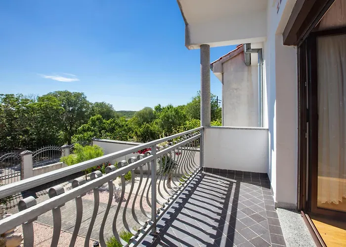 With Parking Space Smrdelje, Krka - 23078 Apartament