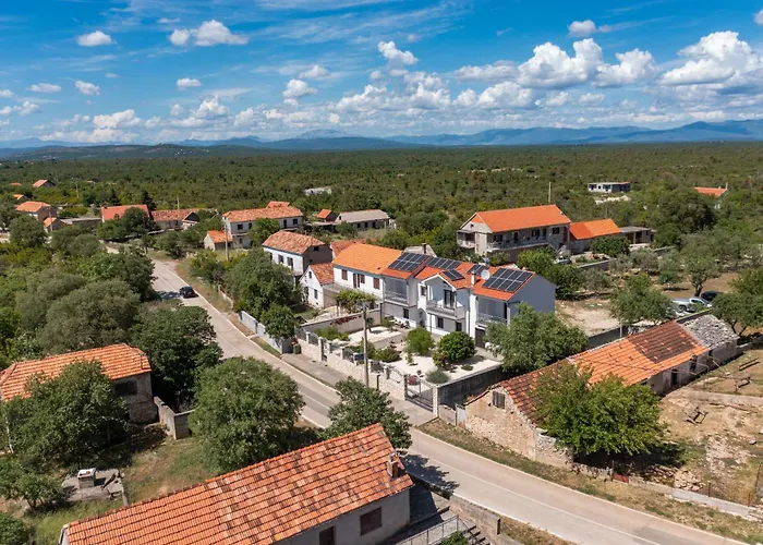 With Parking Space Smrdelje, Krka - 23078 * Kistanje